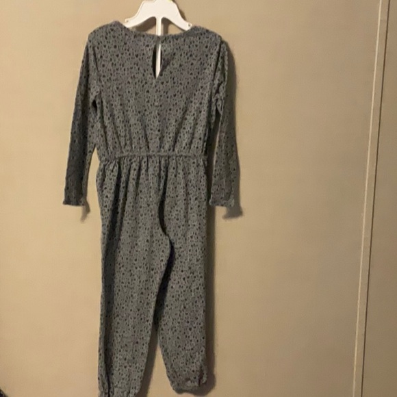 Old Navy Gray Kids Jumpsuit - Picture 3 of 5